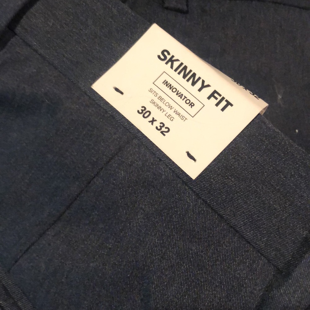 Express skinny fit innovator 30 x 32 nwt - Picture 2 of 2